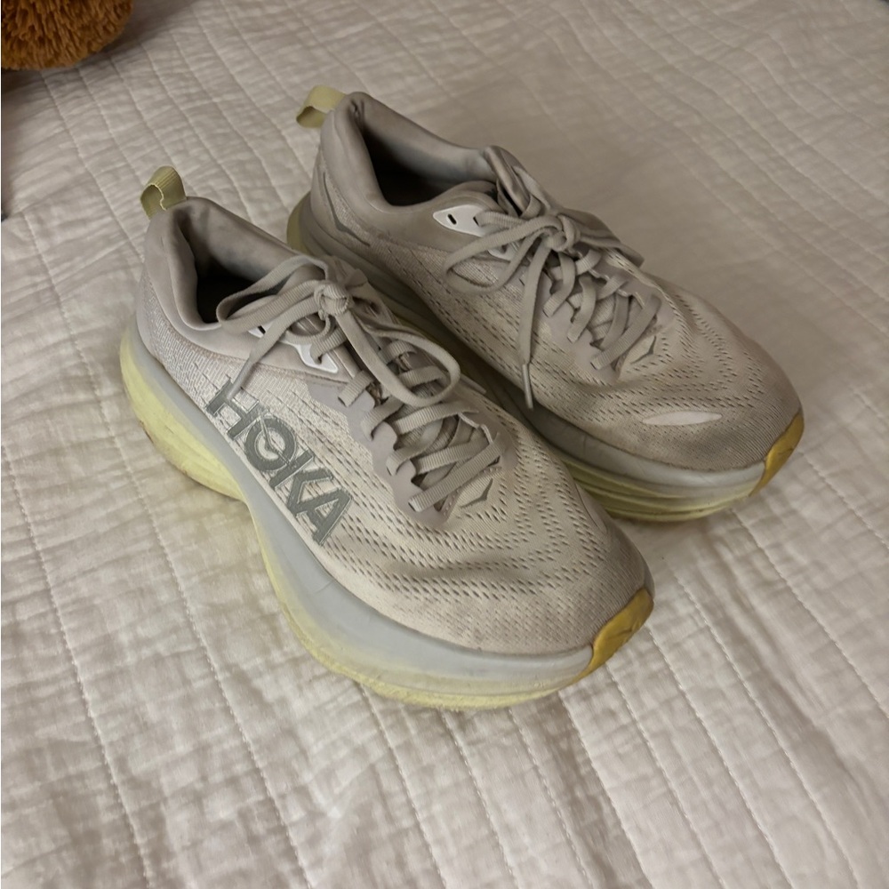 Hoka Bondi 8